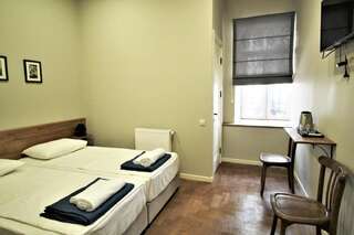 Мини-отель Hotel Loft Тбилиси Двухместный номер Делюкс с 1 кроватью или 2 отдельными кроватями-23